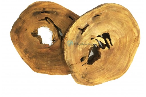 Khoanh gỗ lũa độc đáo dùng đổ resin làm bàn ghế